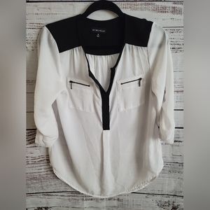 MY Michelle Blouse M White & Black Zipper pockets